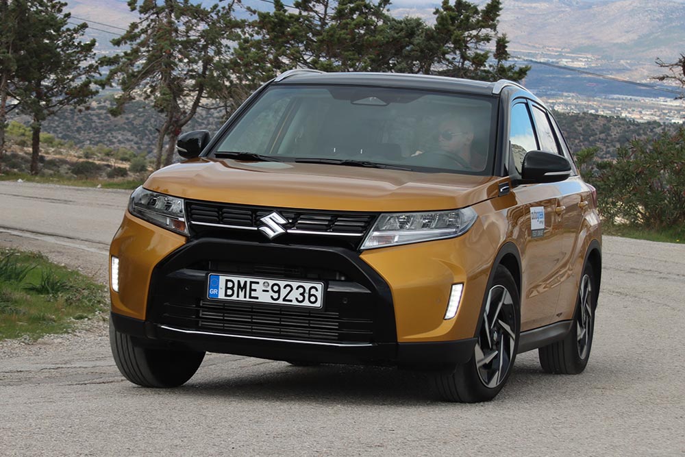 https://autogreeknews.gr/wp-content/uploads/2025/11/Suzuki-Vitara-1.4-110-hp-2WD-6AT-12.jpg