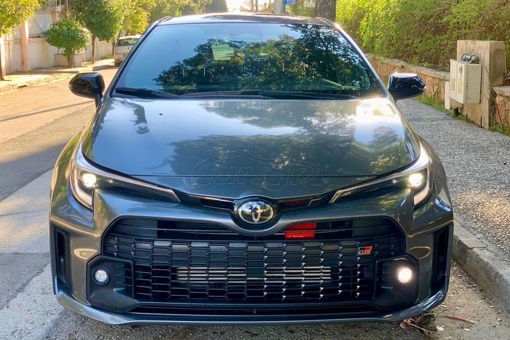 https://autogreeknews.gr/wp-content/uploads/2025/11/Toyota-Corolla-2023-GR-FOUR-SPORT-2.jpg
