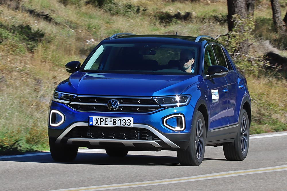 https://autogreeknews.gr/wp-content/uploads/2025/11/VW-T-Roc-1.5-TSI-Dream-38.jpg