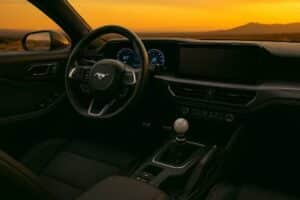 ford mustang sedan 03