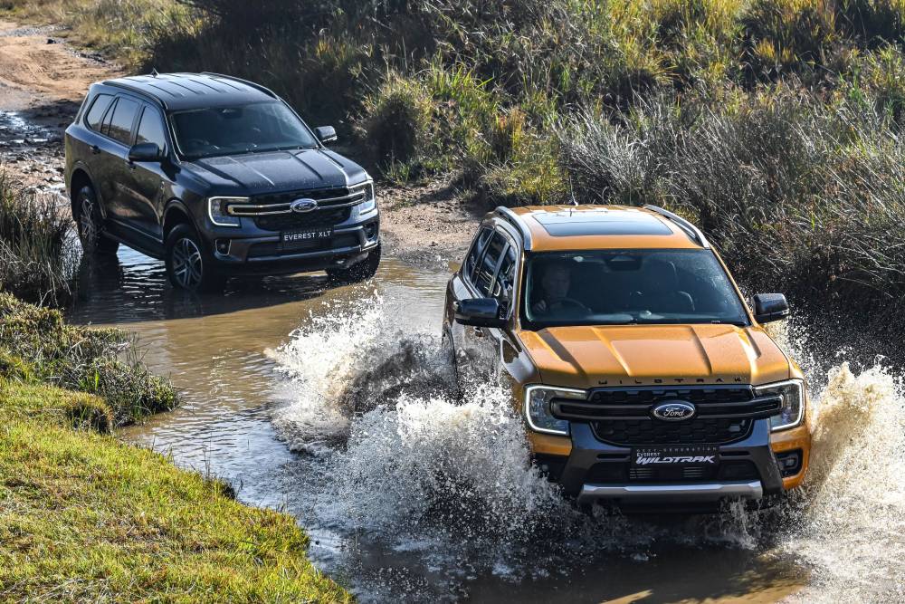 https://autogreeknews.gr/wp-content/uploads/2025/11/ford_everest_850-1.jpg