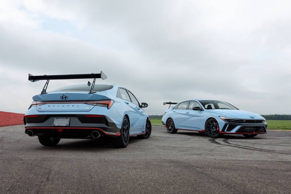 https://autogreeknews.gr/wp-content/uploads/2025/11/hyundai-elantra-n-tcr-edition-4.jpg