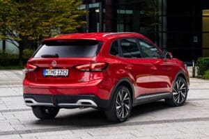 mg-zs-max-hybrid+-(4)