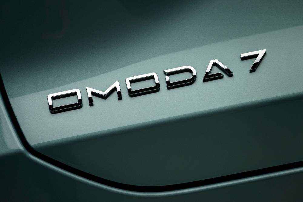https://autogreeknews.gr/wp-content/uploads/2025/11/new-omoda-7-3.jpg