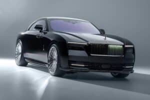 novitec-makes-the-rolls-royce-spectre-black-badge-