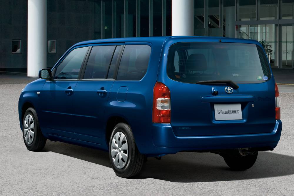 https://autogreeknews.gr/wp-content/uploads/2025/11/toyota_probox_wagon_2.jpg