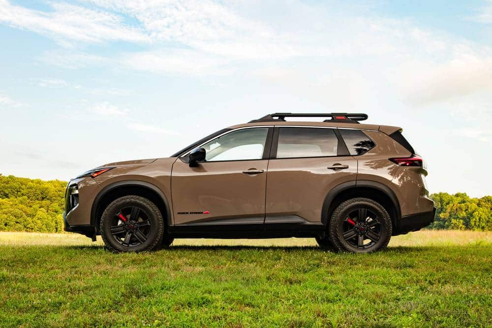 https://autogreeknews.gr/wp-content/uploads/2025/12/2025-Nissan-Rogue-Rock-Creek-edition-48-1.jpg