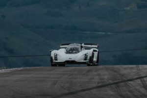 2025-czinger-21c-laguna-seca-record-2025- (3)