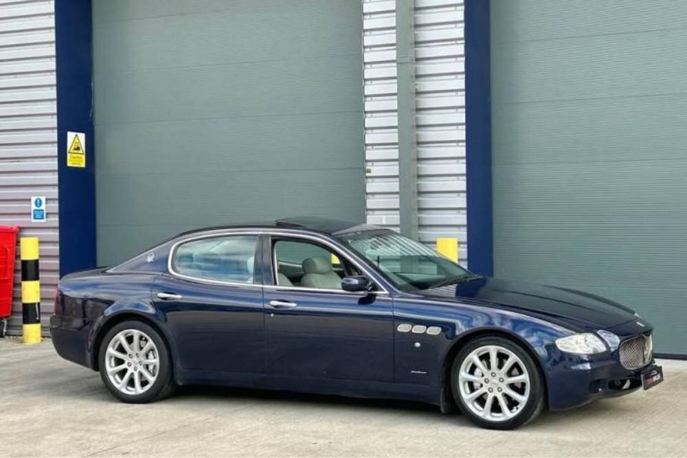 https://autogreeknews.gr/wp-content/uploads/2025/12/4500-euro-maserati-quattroporte-for-sale-10.jpg