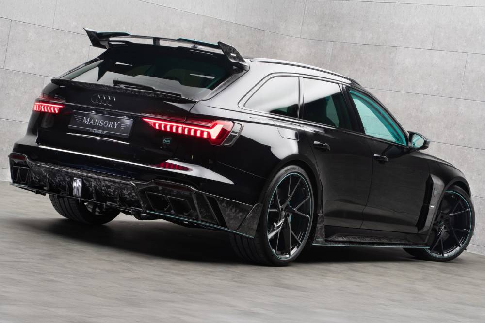 https://autogreeknews.gr/wp-content/uploads/2025/12/Audi_RS6_Mansory_P1100-12.jpg