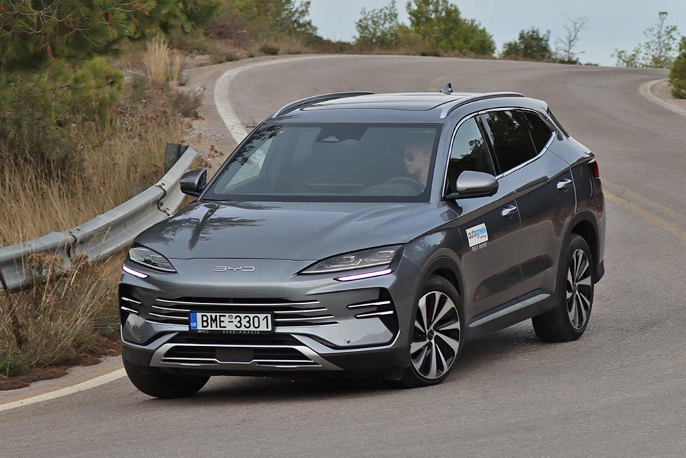 https://autogreeknews.gr/wp-content/uploads/2025/12/BYD-SEAL-U-DM-i-2WD-5.jpg