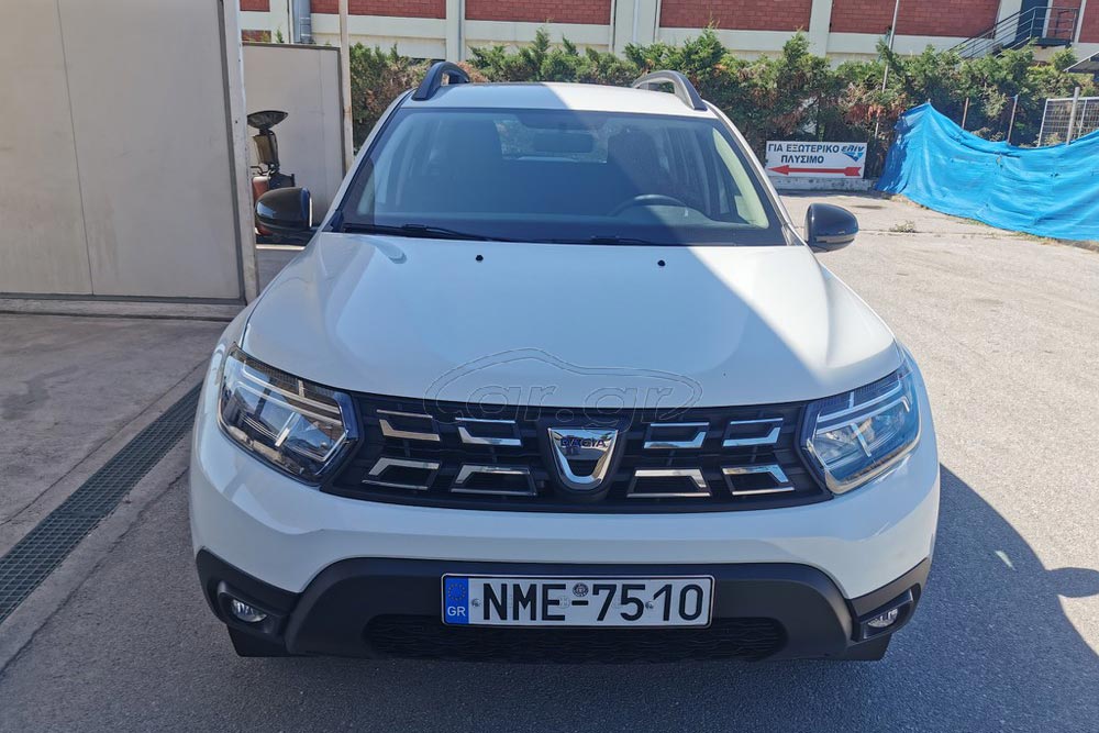 «Καινούργιο» Dacia Duster diesel 4x4 με 5.000 χλμ.