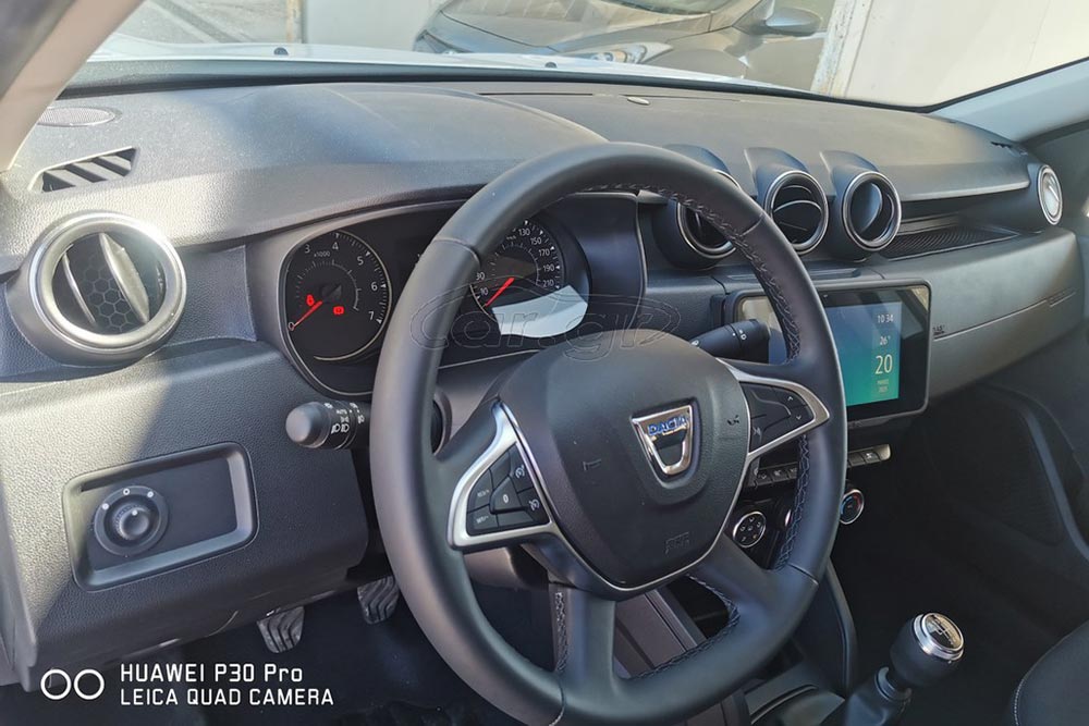 https://autogreeknews.gr/wp-content/uploads/2025/12/Dacia-Duster-diesel-4x4-used-7.jpg