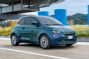 Fiat-500-Hybrid-(10)