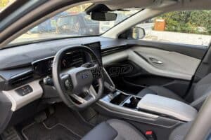 Ford-Explorer-EV-used-5