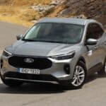 Ford-Kuga-Hybrid-strofi