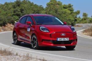 Ford-Puma-Gen-E-strofi