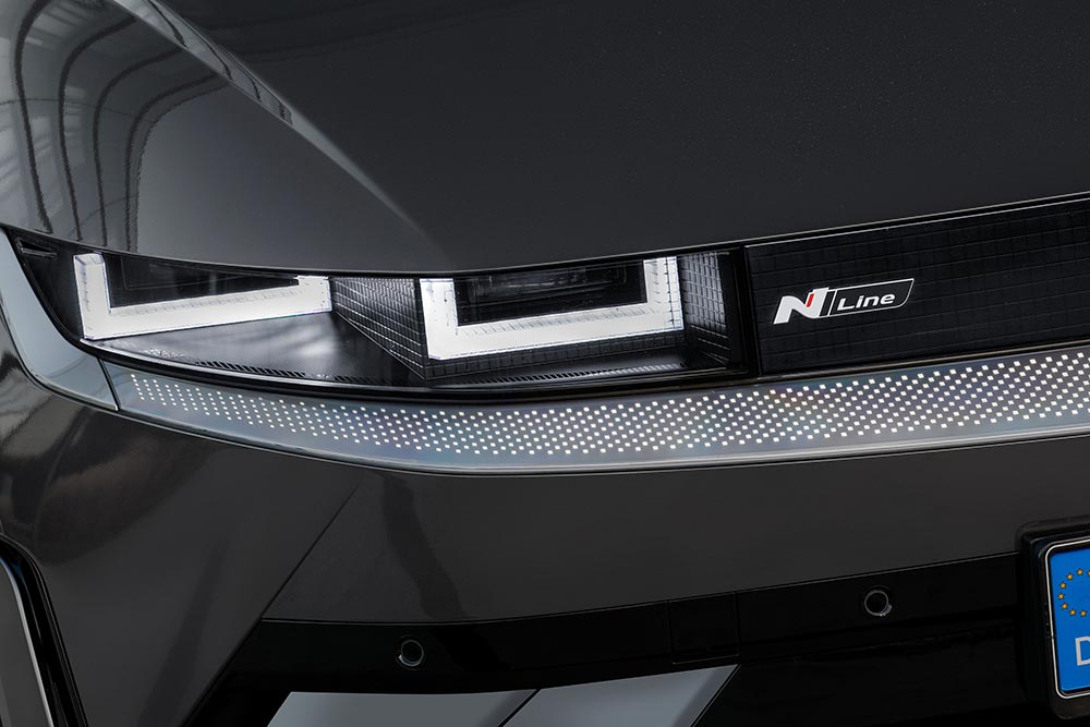 https://autogreeknews.gr/wp-content/uploads/2025/12/Hyundai-Ioniq-5-N-Line-12.jpg