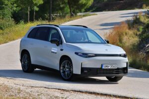 Leapmotor C10 Hybrid EV (25)