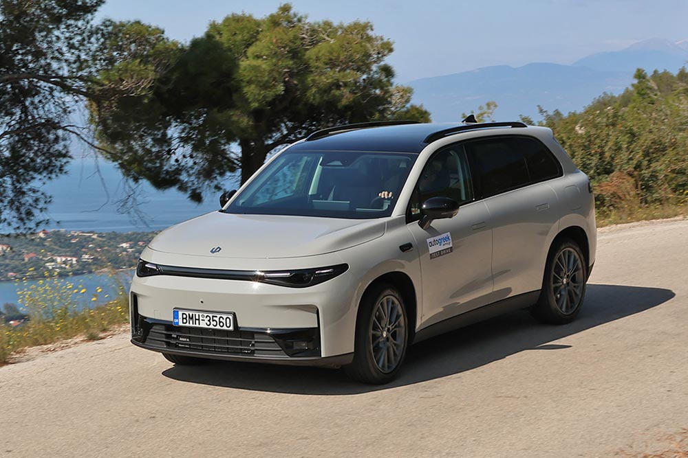 https://autogreeknews.gr/wp-content/uploads/2025/12/Leapmotor-C10-Hybrid-EV-27.jpg