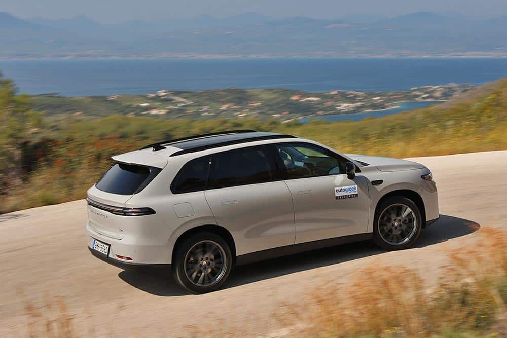 https://autogreeknews.gr/wp-content/uploads/2025/12/Leapmotor-C10-Hybrid-EV-31.jpg