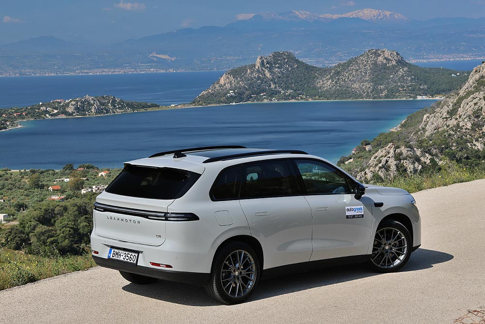 https://autogreeknews.gr/wp-content/uploads/2025/12/Leapmotor-C10-Hybrid-EV-33.jpg