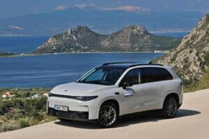 1.000 «ηλεκτρικά» χιλιόμετρα με το Leapmotor C10 Hybrid EV