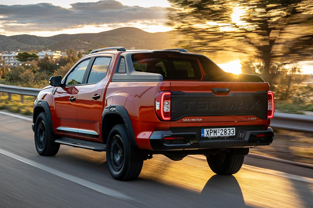 https://autogreeknews.gr/wp-content/uploads/2025/12/MAXUS-T60-18.jpg
