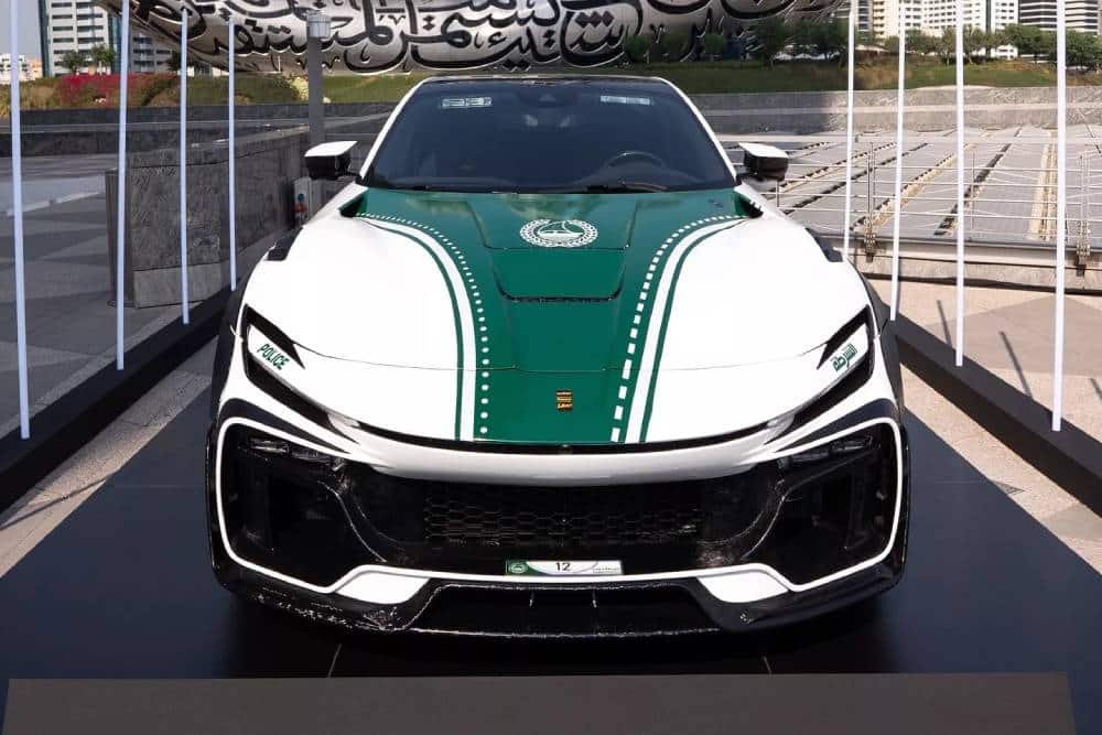 https://autogreeknews.gr/wp-content/uploads/2025/12/Mansory-Ferrari-Purosangue-Dubai-Police-1.jpg