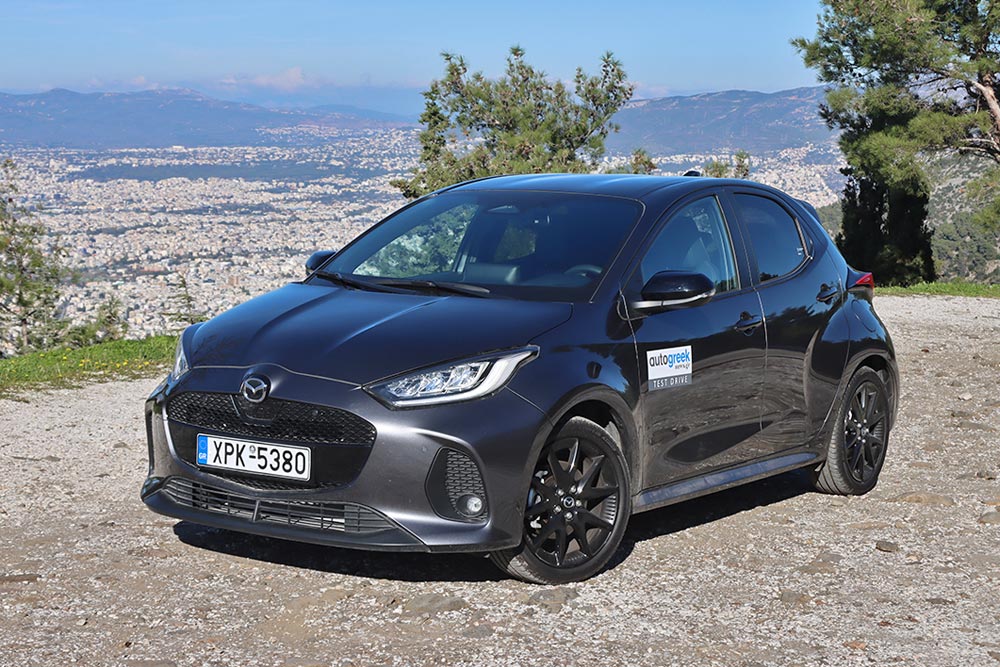 https://autogreeknews.gr/wp-content/uploads/2025/12/Mazda2-Hybrid-8.jpg