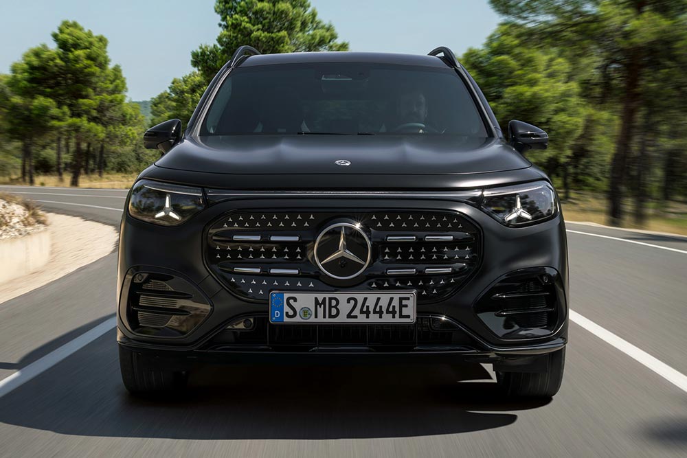 https://autogreeknews.gr/wp-content/uploads/2025/12/Mercedes-Benz-GLB-2025-16.jpg