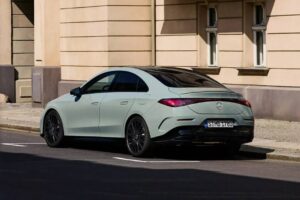 Mercedes-CLA-220-Hybrid-3-1-2048×1152