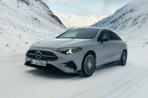 Νέα υβριδική Mercedes CLA 220 Hybrid 1.5λτ. τούρμπο