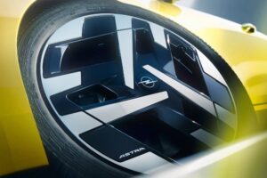 NewOpelAstra (4) (1)