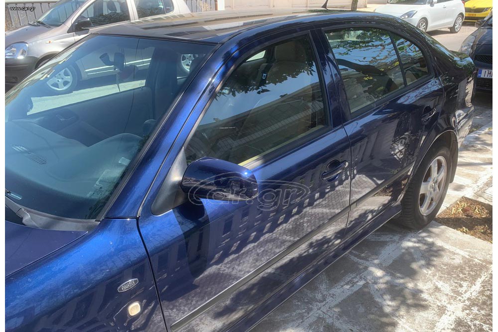 https://autogreeknews.gr/wp-content/uploads/2025/12/Skoda-Octavia-2001-11.jpg