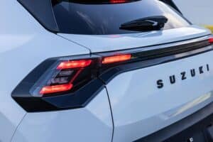 Suzuki-e-VITARA_GR (8)