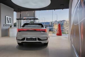 Zeekr Experience Store (3)