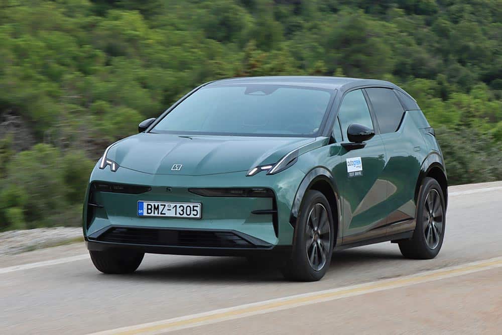 https://autogreeknews.gr/wp-content/uploads/2025/12/Zeekr-X-15.jpg