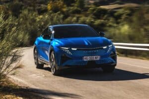 Νέο Alpine A390 για καλλιστεία SUV (+video)