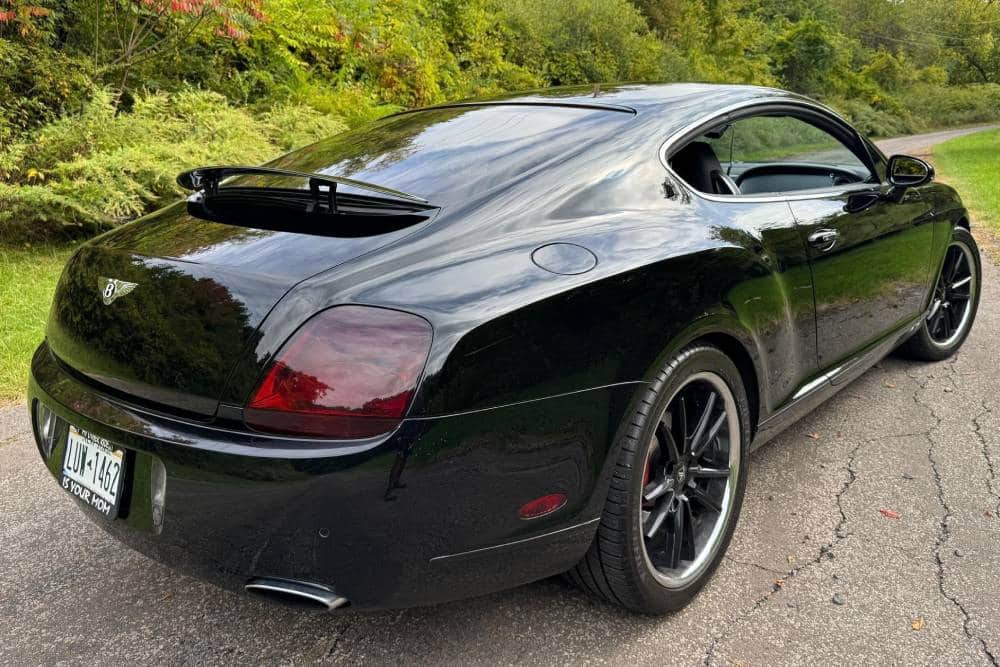 https://autogreeknews.gr/wp-content/uploads/2025/12/bentley-continental-gt-for-sale-10.jpg