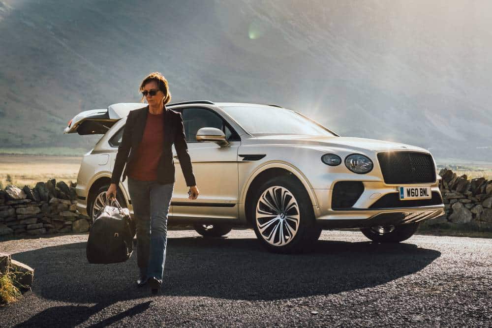 https://autogreeknews.gr/wp-content/uploads/2025/12/bentley_bentayga_hybrid_605.jpg