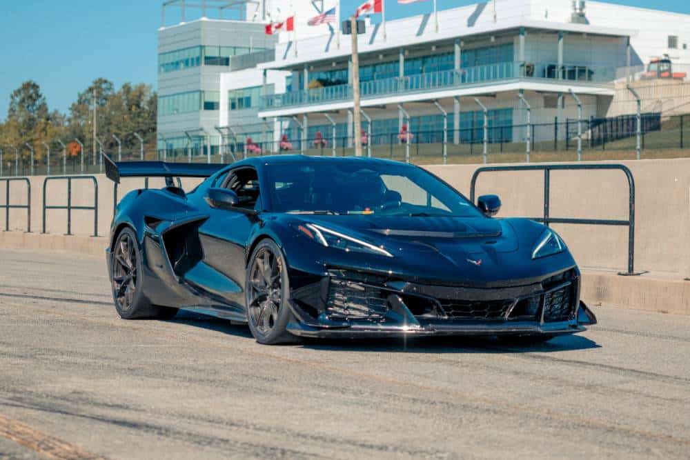 Από ρεκόρ σε ρεκόρ η Corvette ZR1 (+video)