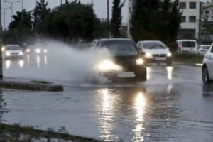 driving in the rain 02