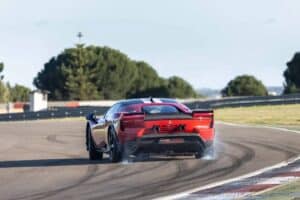 ferrari 849 testarossa on track 02