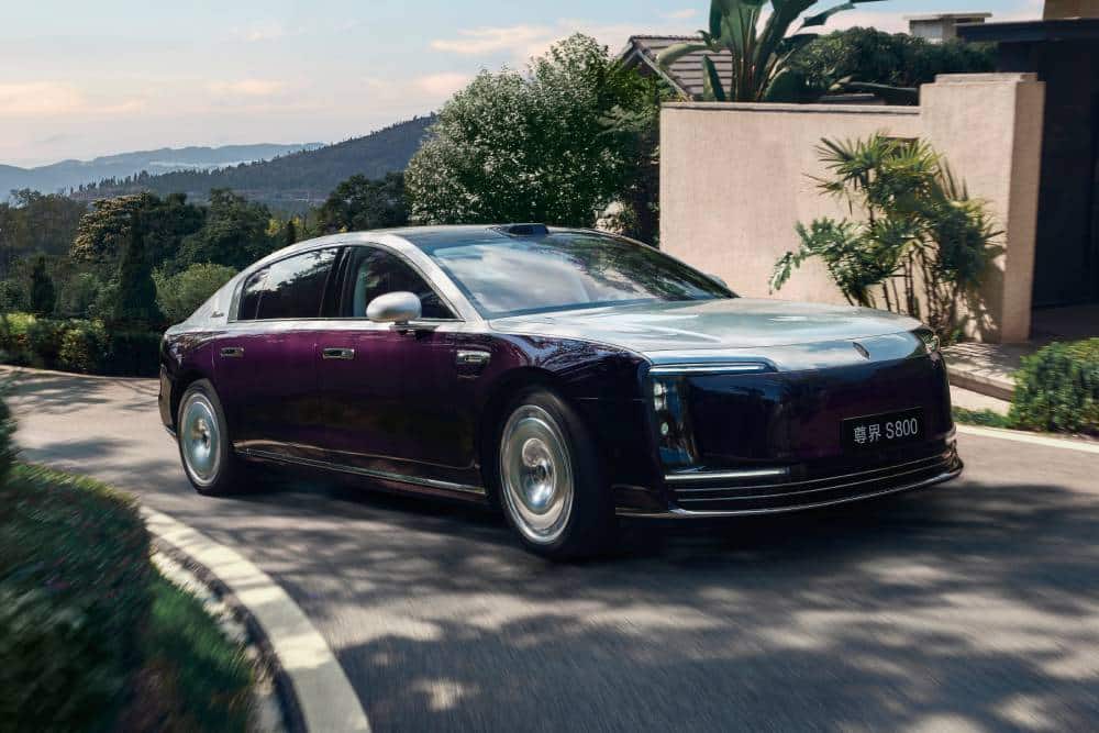 Νέο Huawei Maextro S800 αποθεώνει την πολυτέλεια (+video)