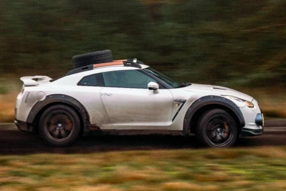 https://autogreeknews.gr/wp-content/uploads/2025/12/nissan-gt-r-off-road-02.jpg