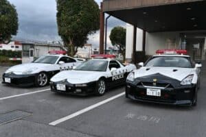 police cars in japan 03