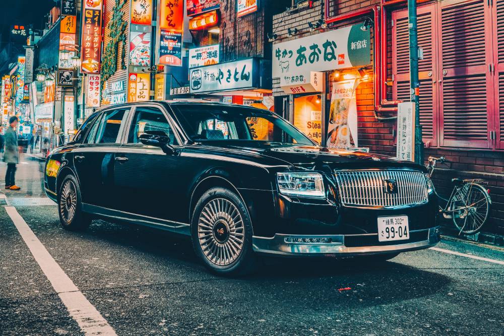 Νέο και πιο ψηφιακό υπερπολυτελές Toyota Century