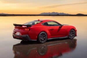 2026-Ford-Mustang-Dark-Horse-SC-00006-2048×1298