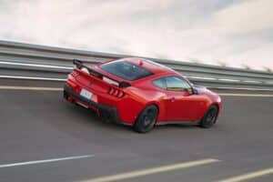 2026-Ford-Mustang-Dark-Horse-SC-00011-2048×1365